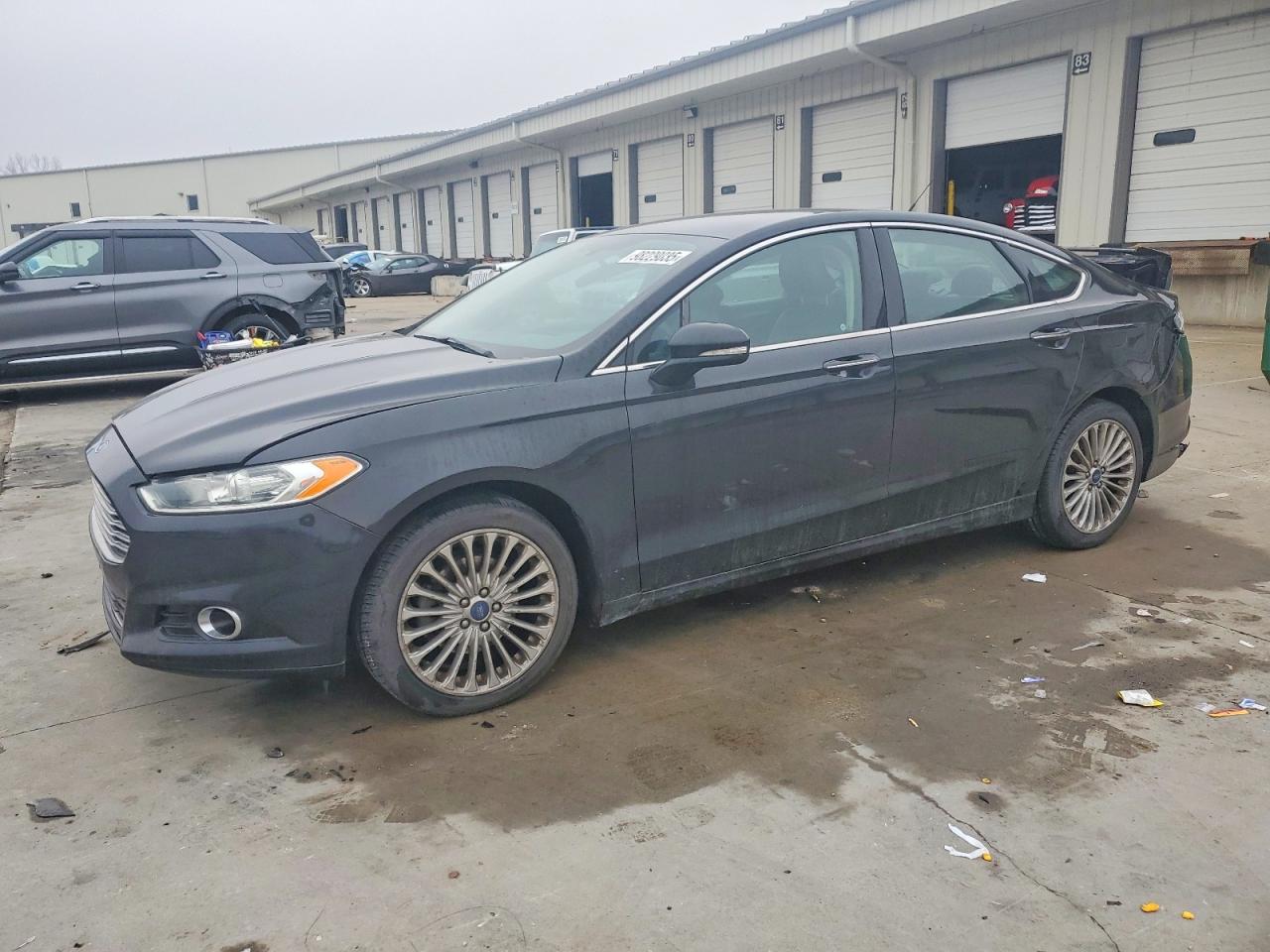 FORD FUSION TITANIUM 2015
