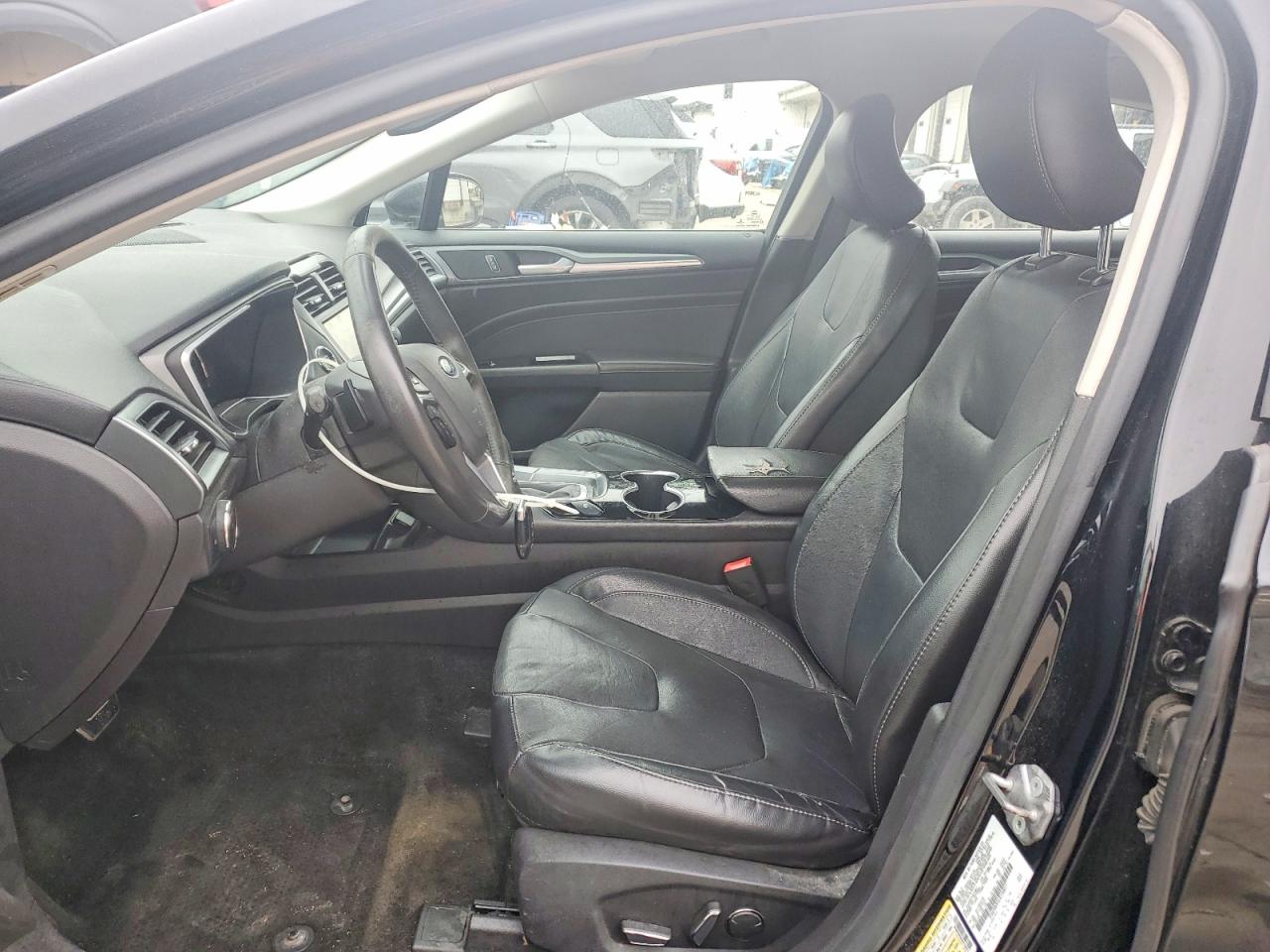 FORD FUSION TITANIUM 2015