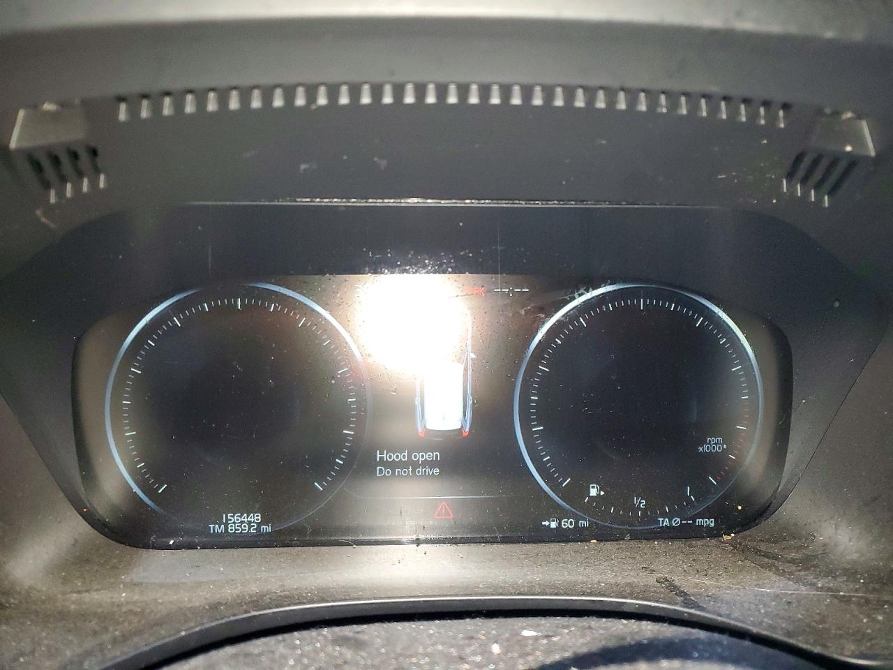 VOLVO XC60 T5 MOMENTUM 2018