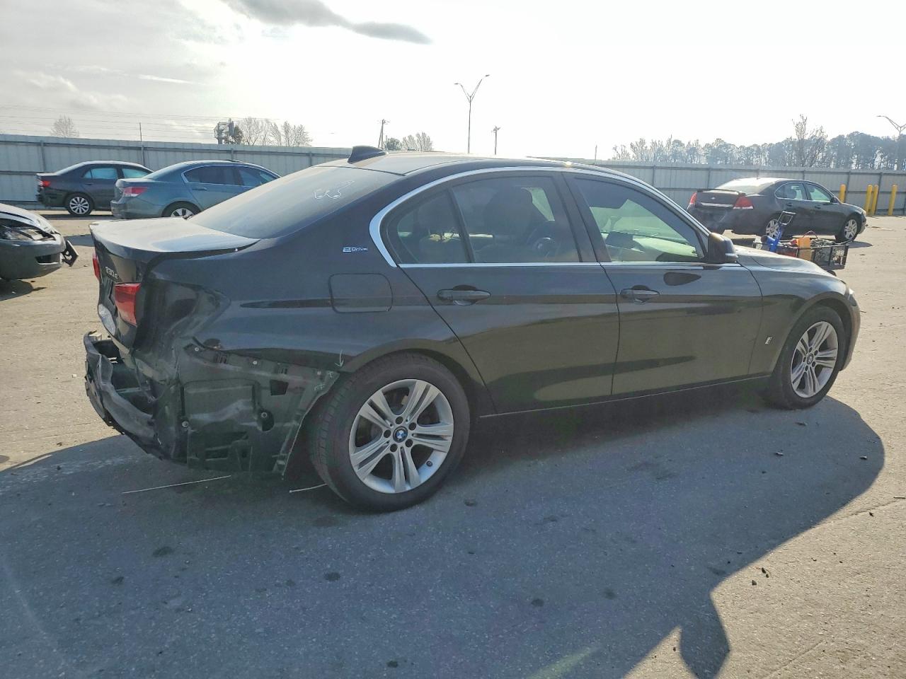 BMW 330 E 2016