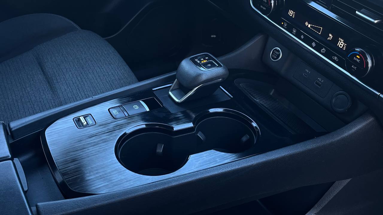 NISSAN ROGUE SV 2021