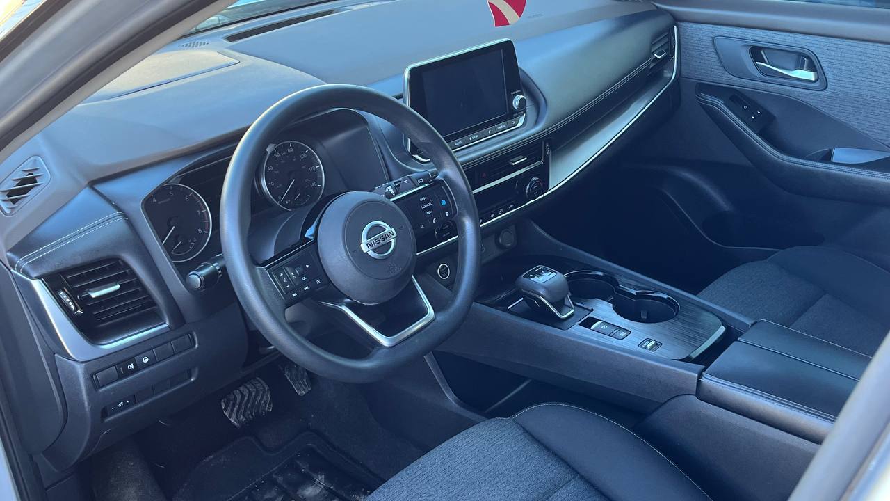 NISSAN ROGUE SV 2021