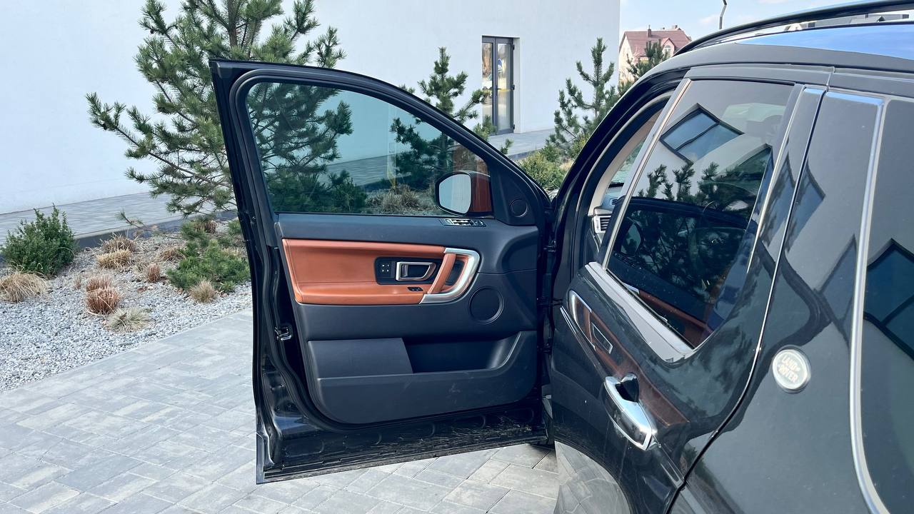 LAND ROVER DISCOVERY SPORT HSE 2016