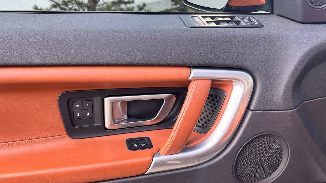 LAND ROVER DISCOVERY SPORT HSE 2016