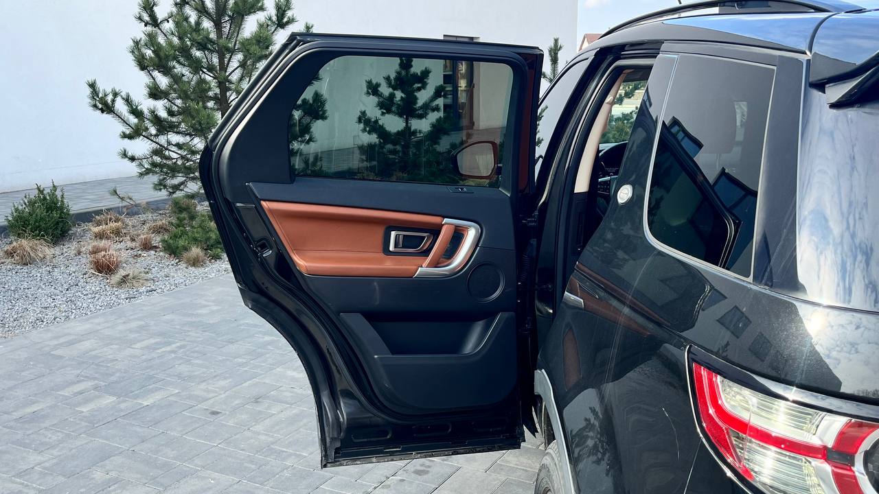 LAND ROVER DISCOVERY SPORT HSE 2016