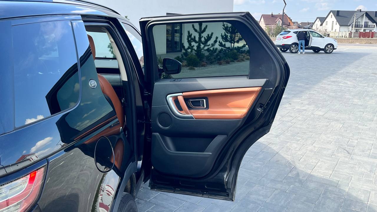 LAND ROVER DISCOVERY SPORT HSE 2016