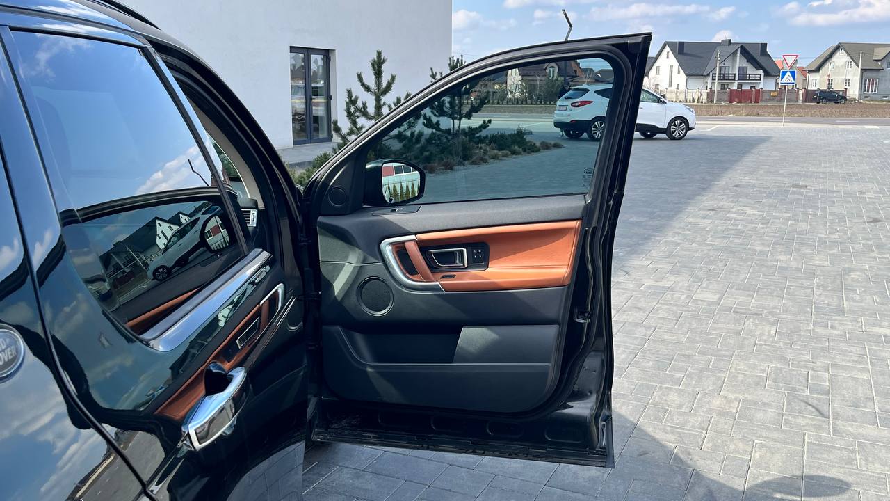 LAND ROVER DISCOVERY SPORT HSE 2016