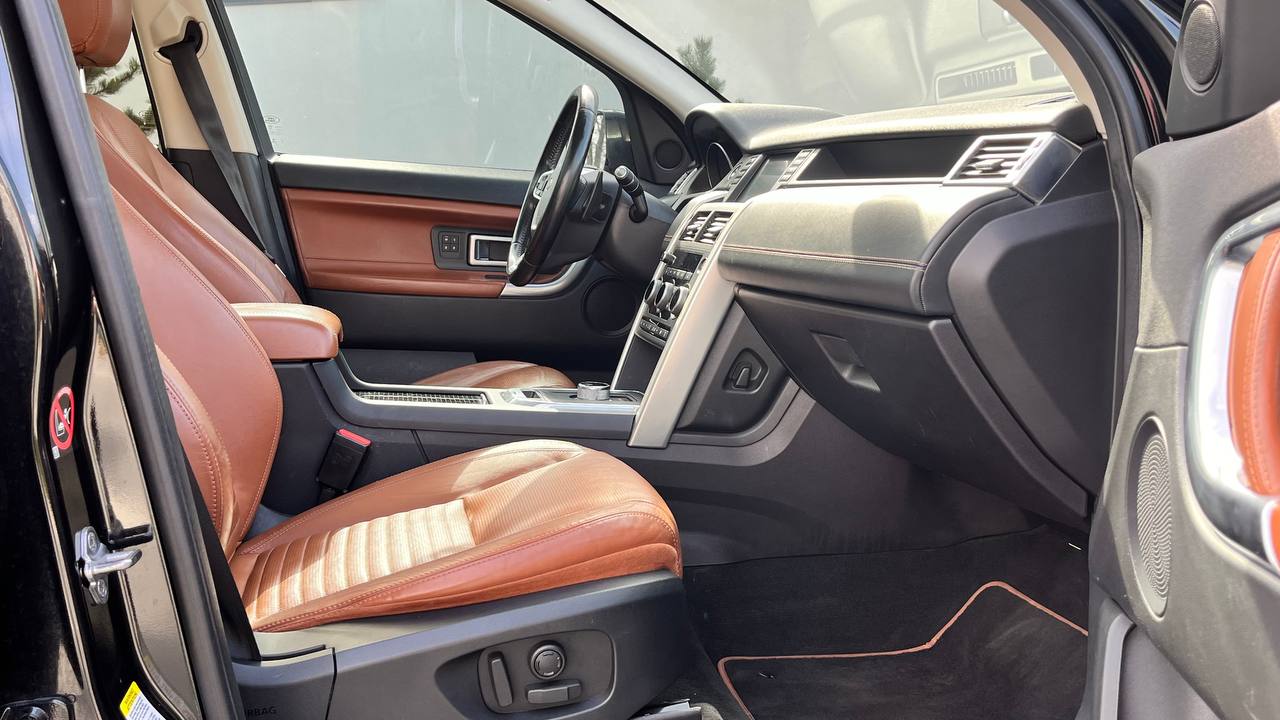 LAND ROVER DISCOVERY SPORT HSE 2016