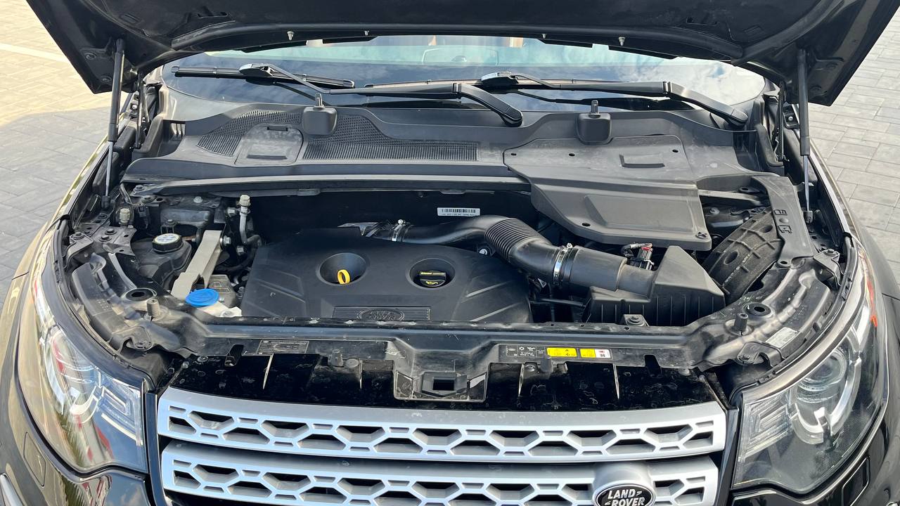 LAND ROVER DISCOVERY SPORT HSE 2016