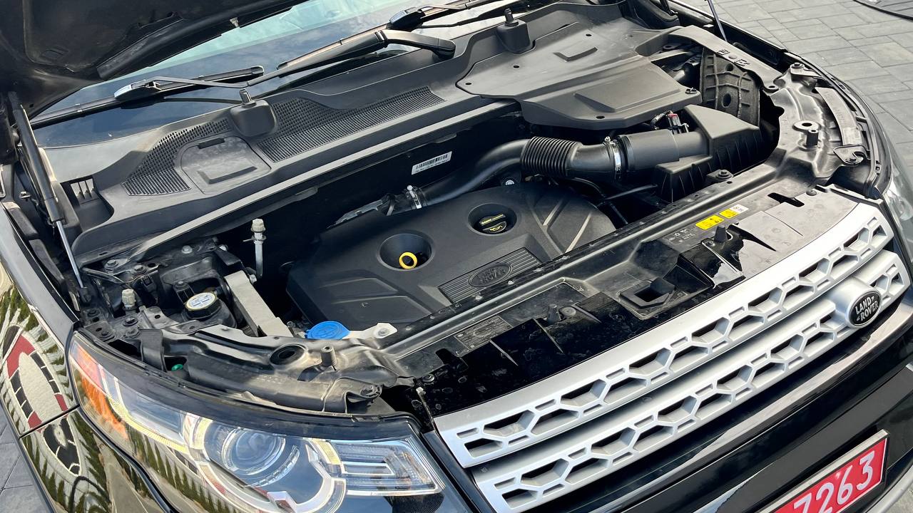 LAND ROVER DISCOVERY SPORT HSE 2016