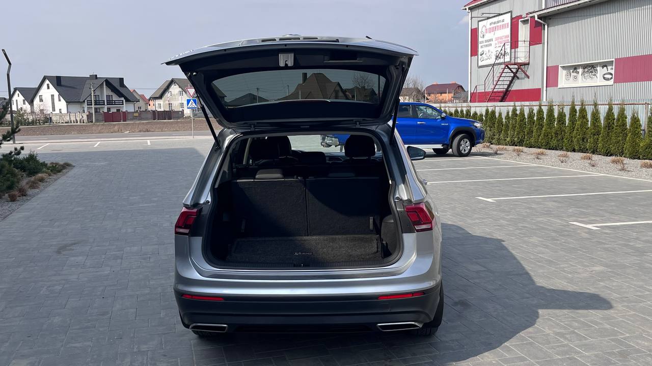 VOLKSWAGEN TIGUAN SE  2019