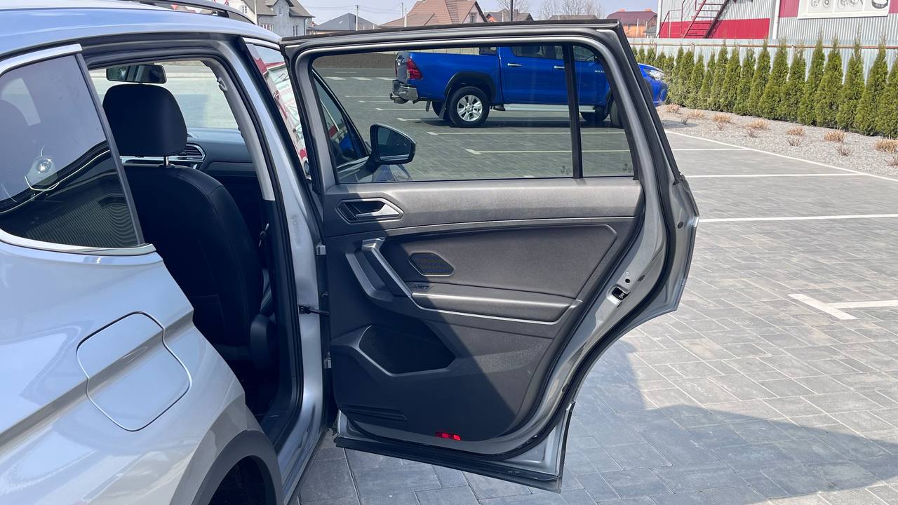 VOLKSWAGEN TIGUAN SE  2019