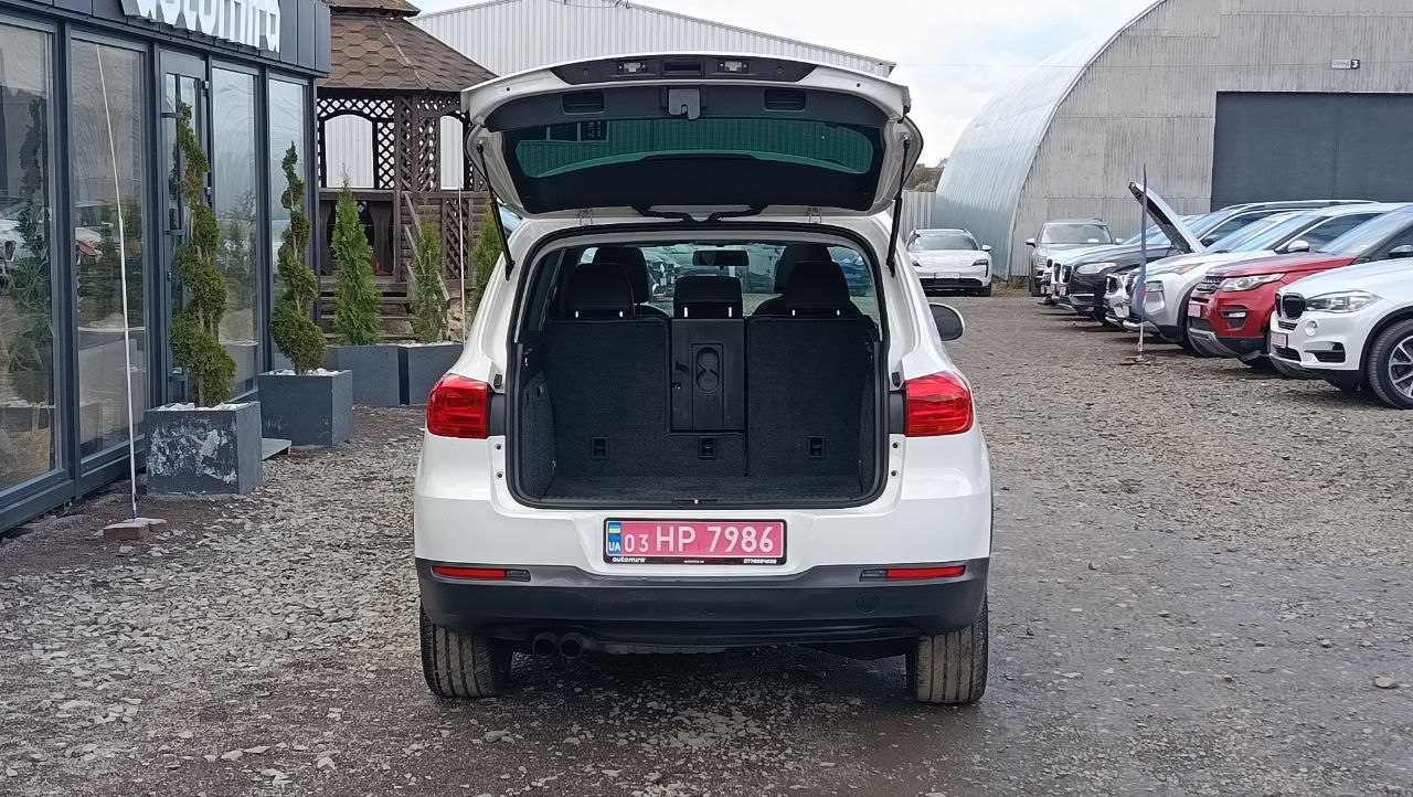 VOLKSWAGEN TIGUAN SE 2012