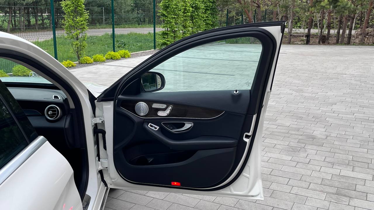 MERCEDES-BENZ C 300 4MATIC 2014