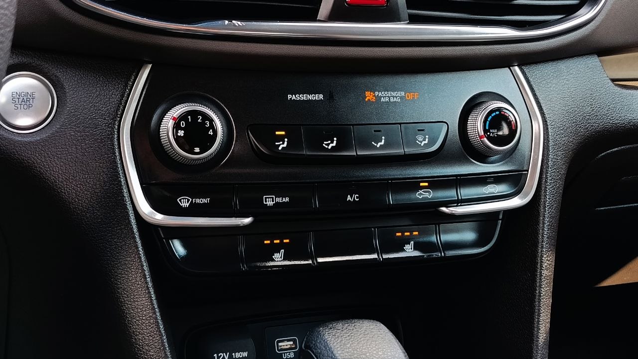 HYUNDAI SANTA FE SEL 2019