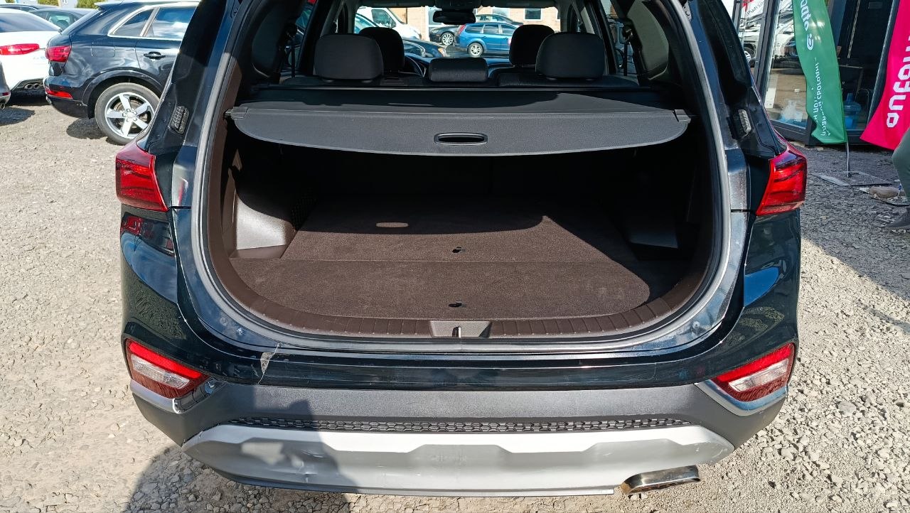 HYUNDAI SANTA FE SEL 2019