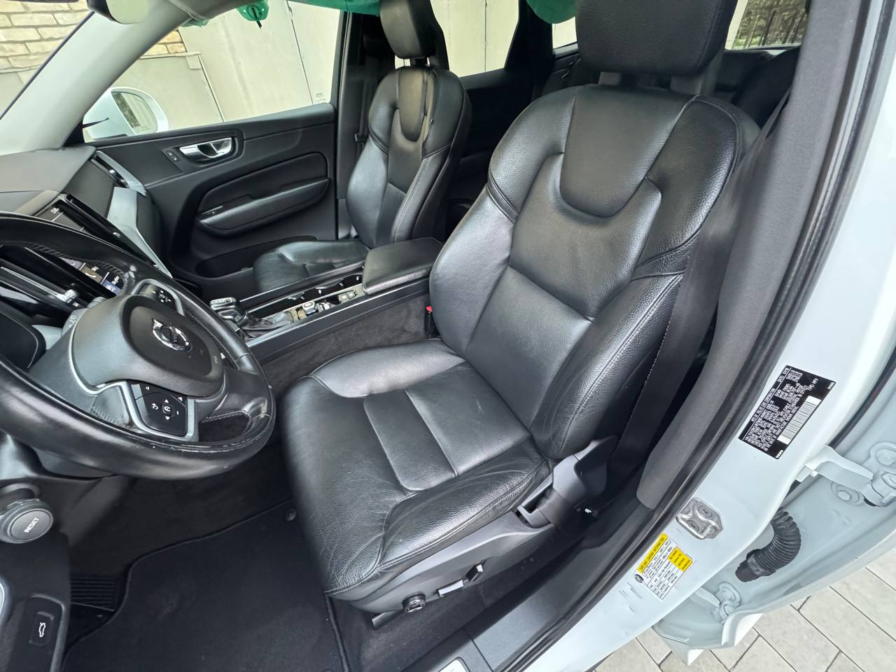 VOLVO XC60 T6 2018
