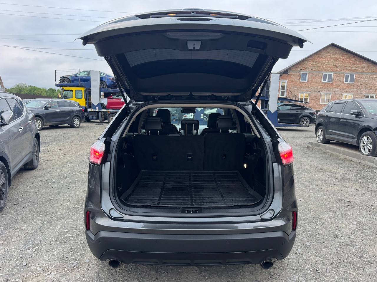 FORD EDGE SEL 2019