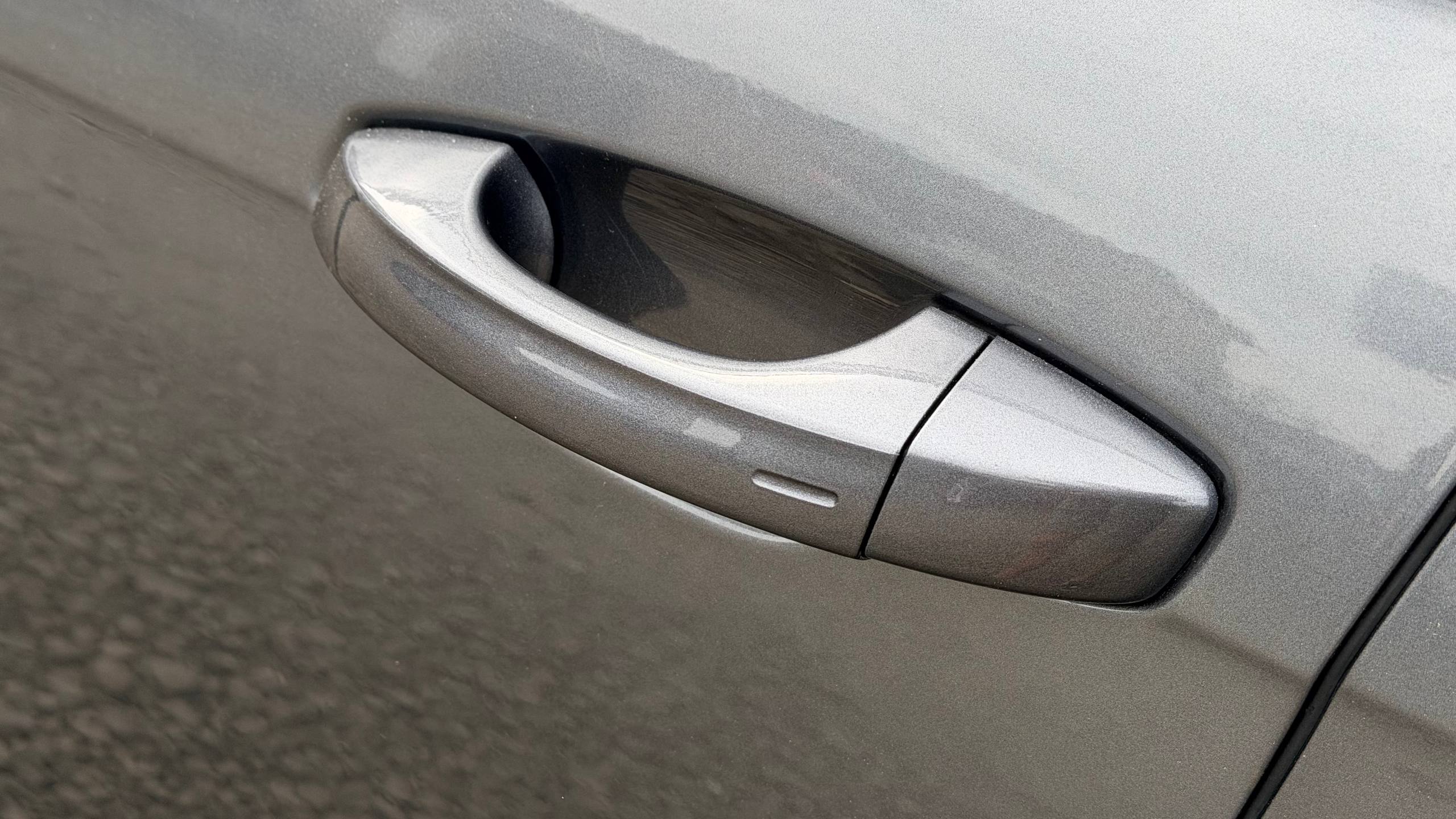 VOLKSWAGEN PASSAT SE 2021