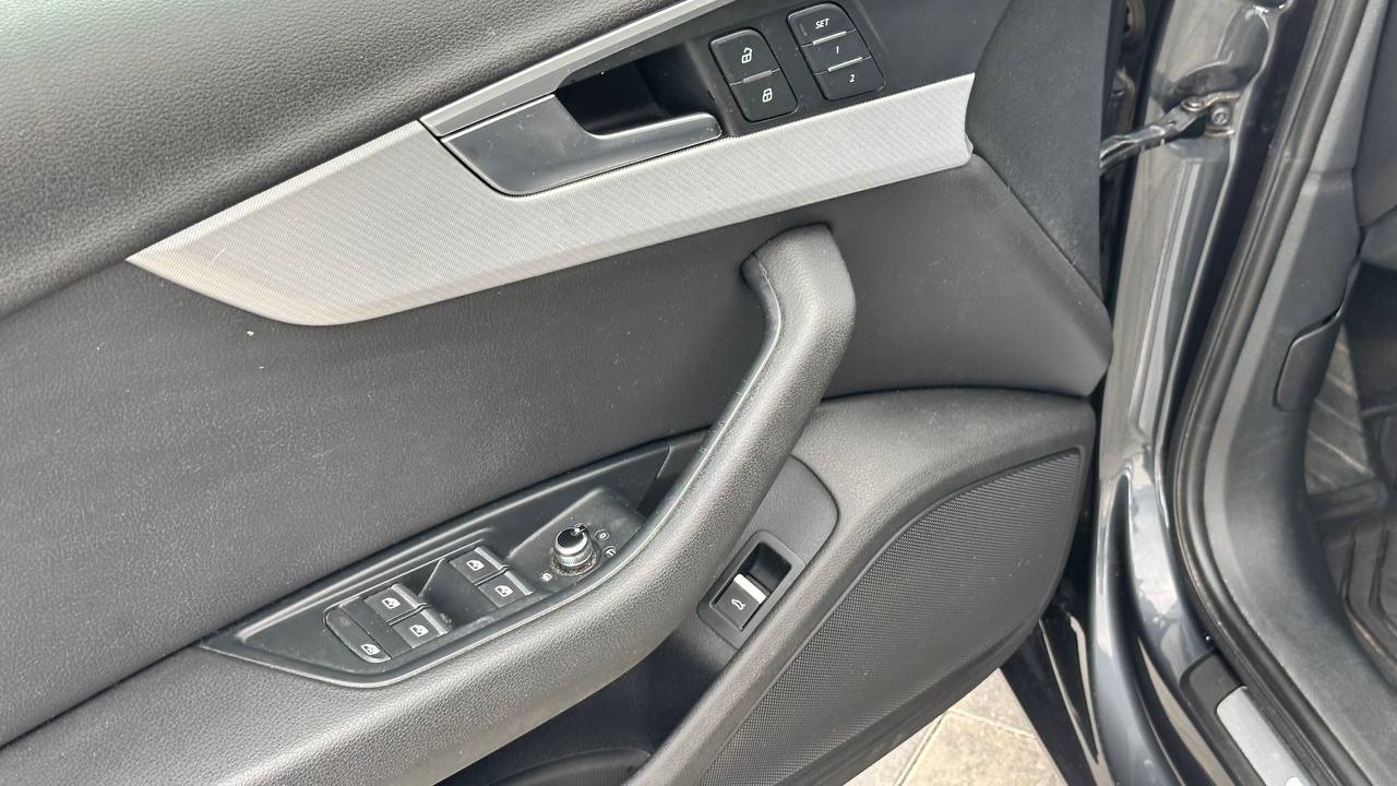 AUDI A4 PREMIUM 2016