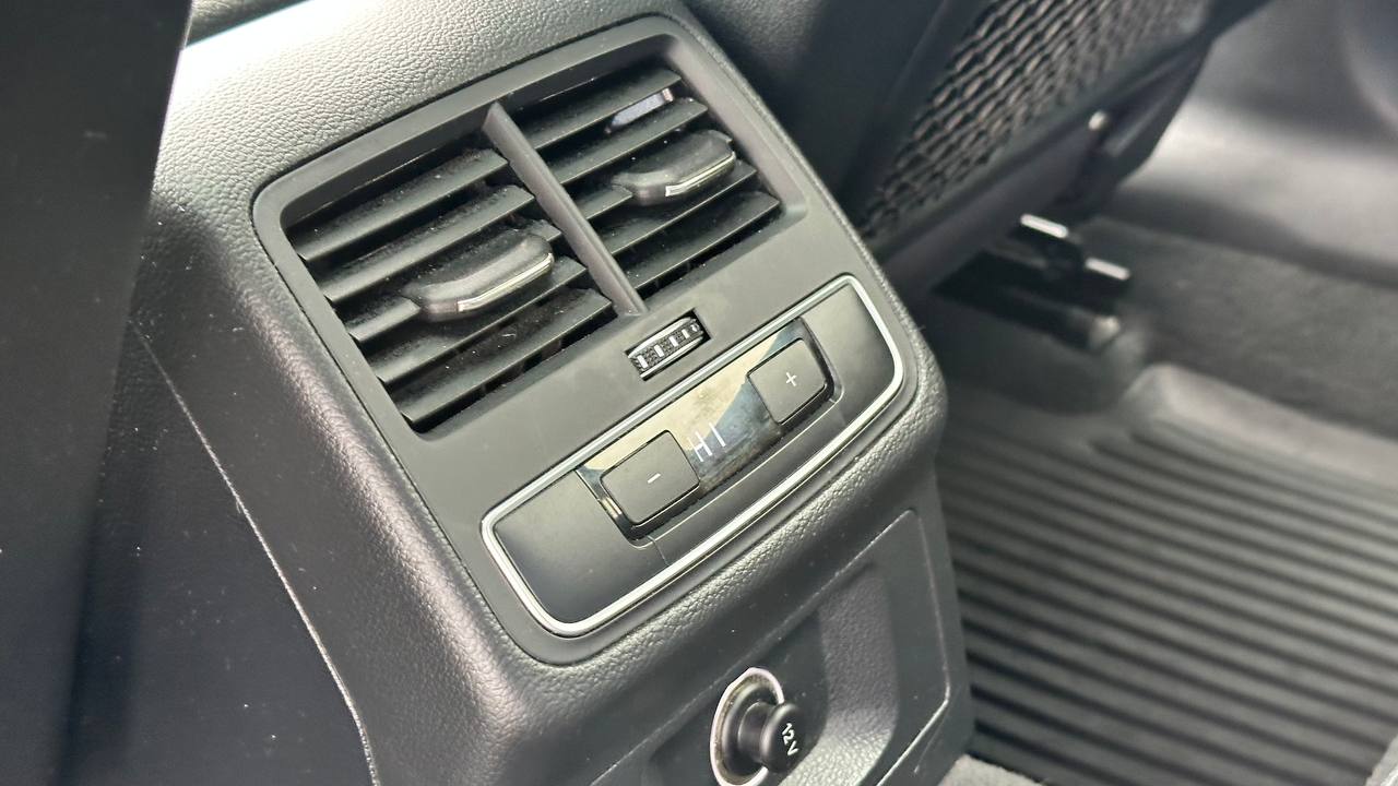 AUDI A4 PREMIUM 2016
