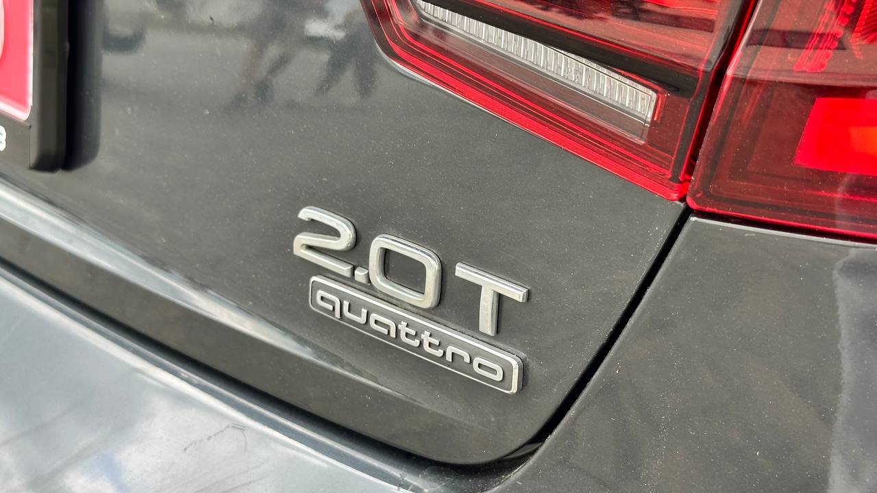 AUDI A4 PREMIUM 2016