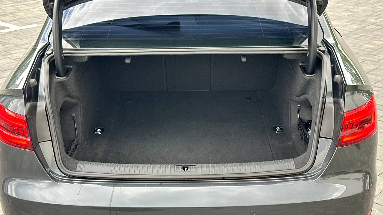 AUDI A4 PREMIUM 2016