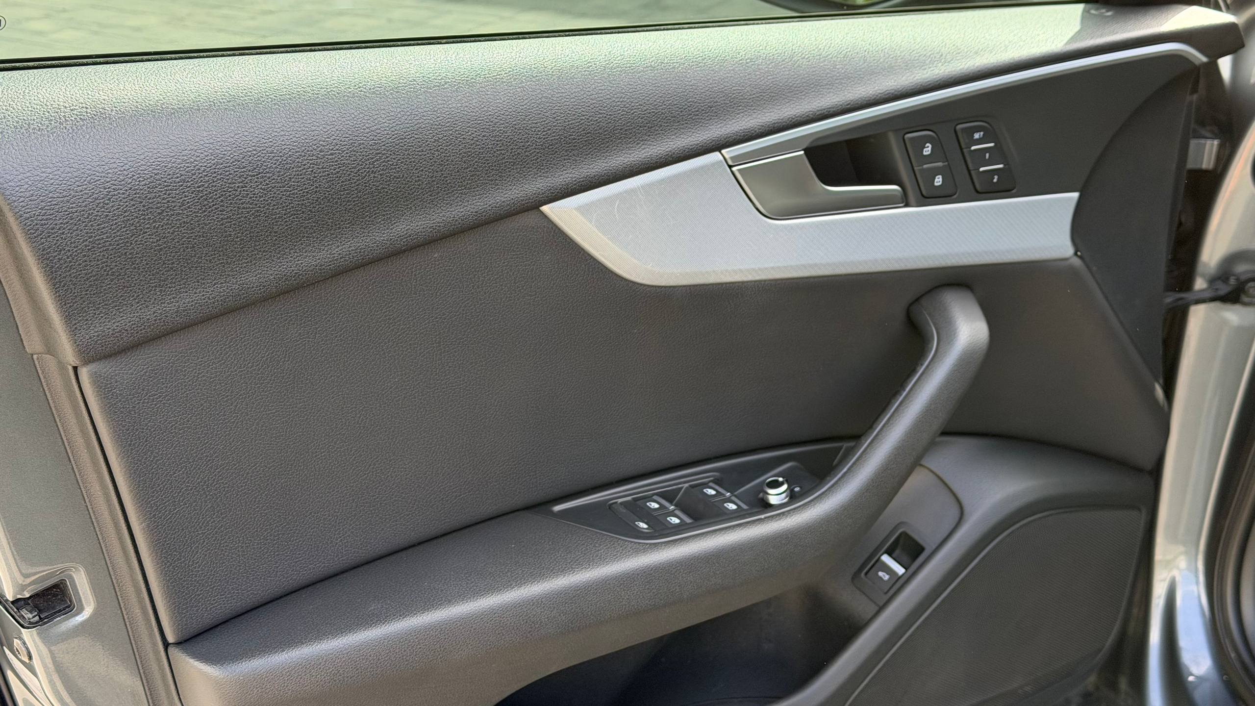 AUDI A4 PREMIUM 2016