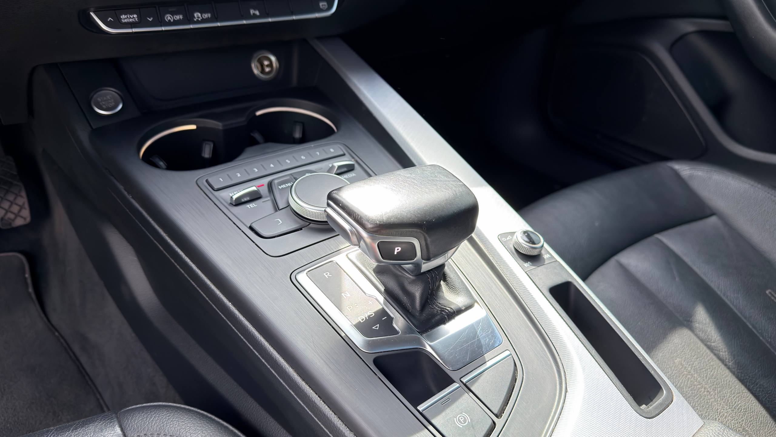 AUDI A4 PREMIUM 2016