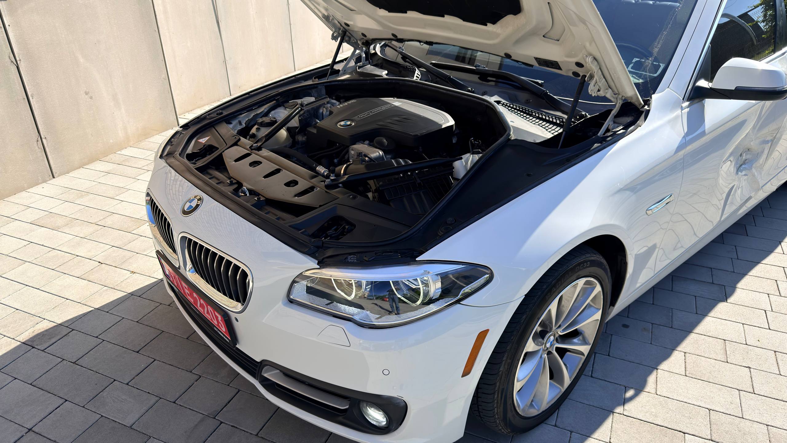 BMW 528 XI 2015