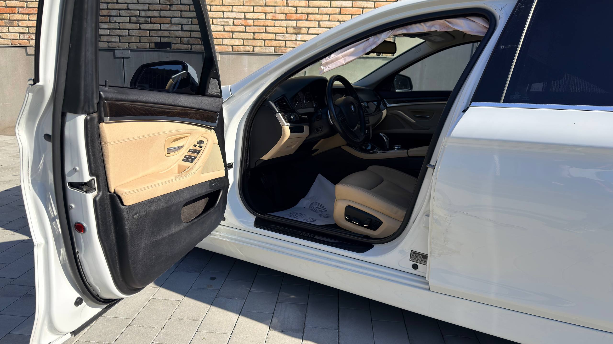 BMW 528 XI 2015
