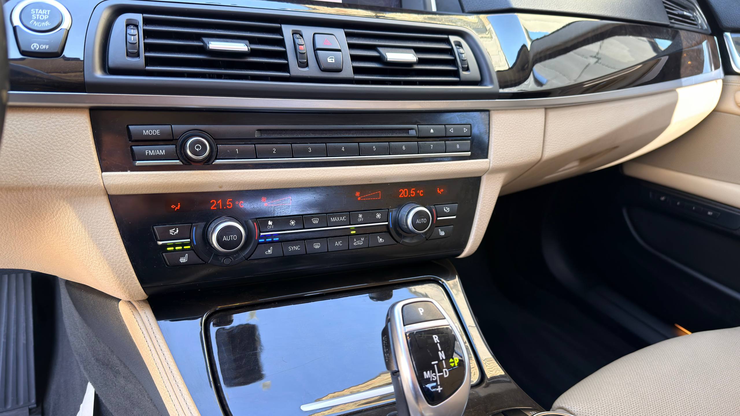 BMW 528 XI 2015