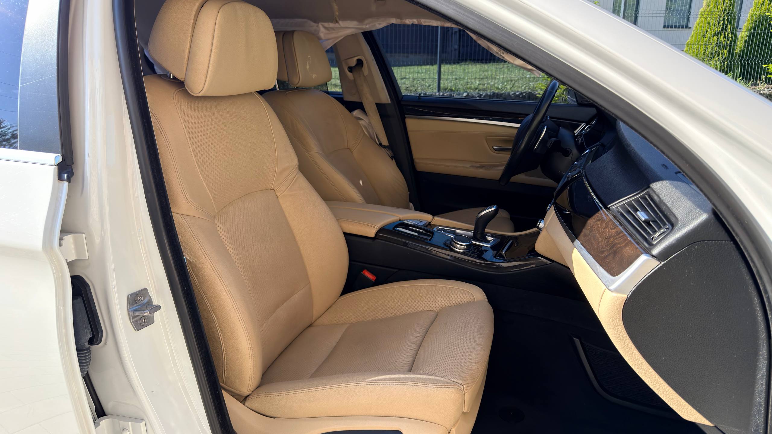 BMW 528 XI 2015