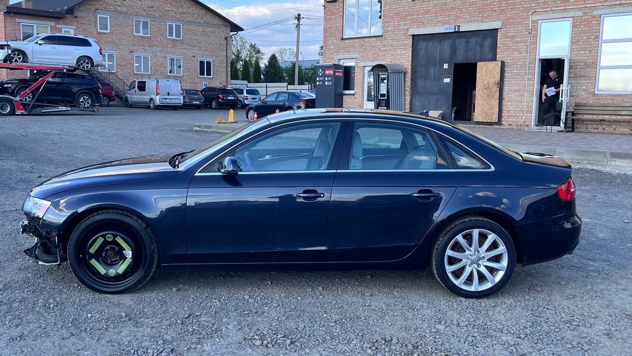 AUDI A4 PREMIUM PLUS 2012