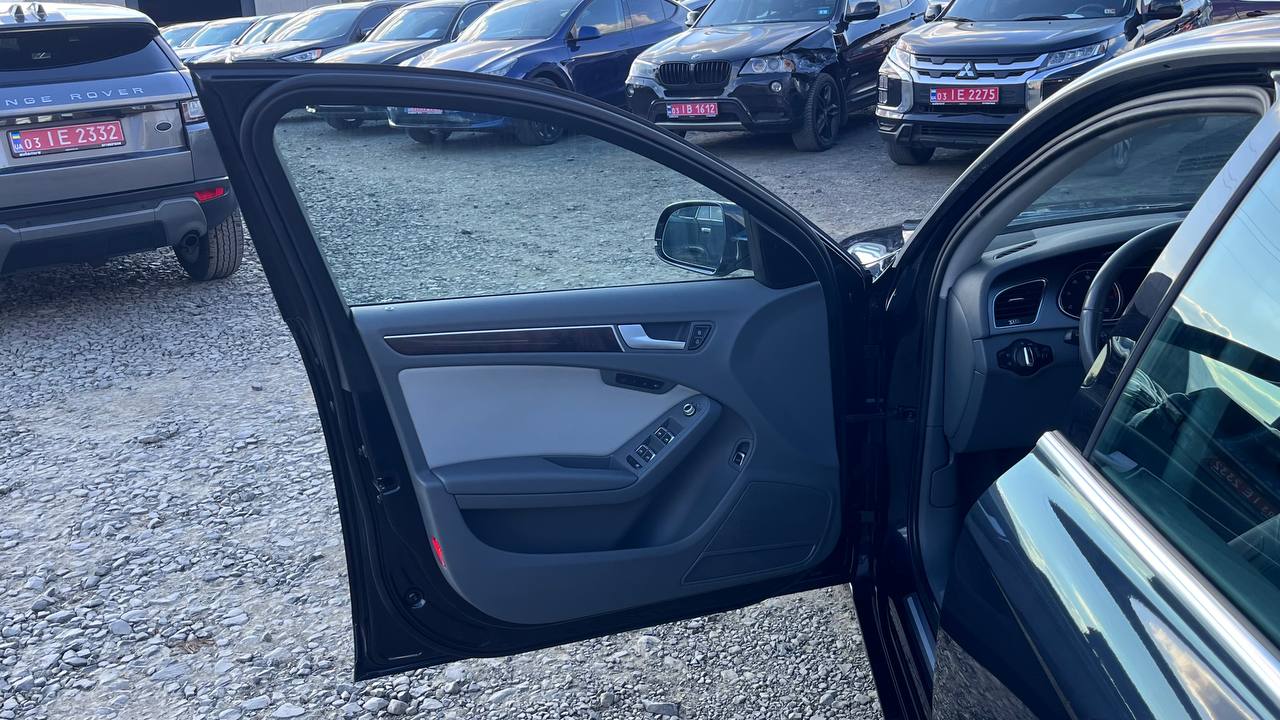 AUDI A4 PREMIUM PLUS 2012