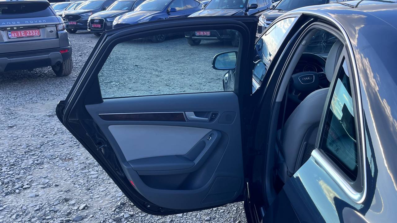 AUDI A4 PREMIUM PLUS 2012