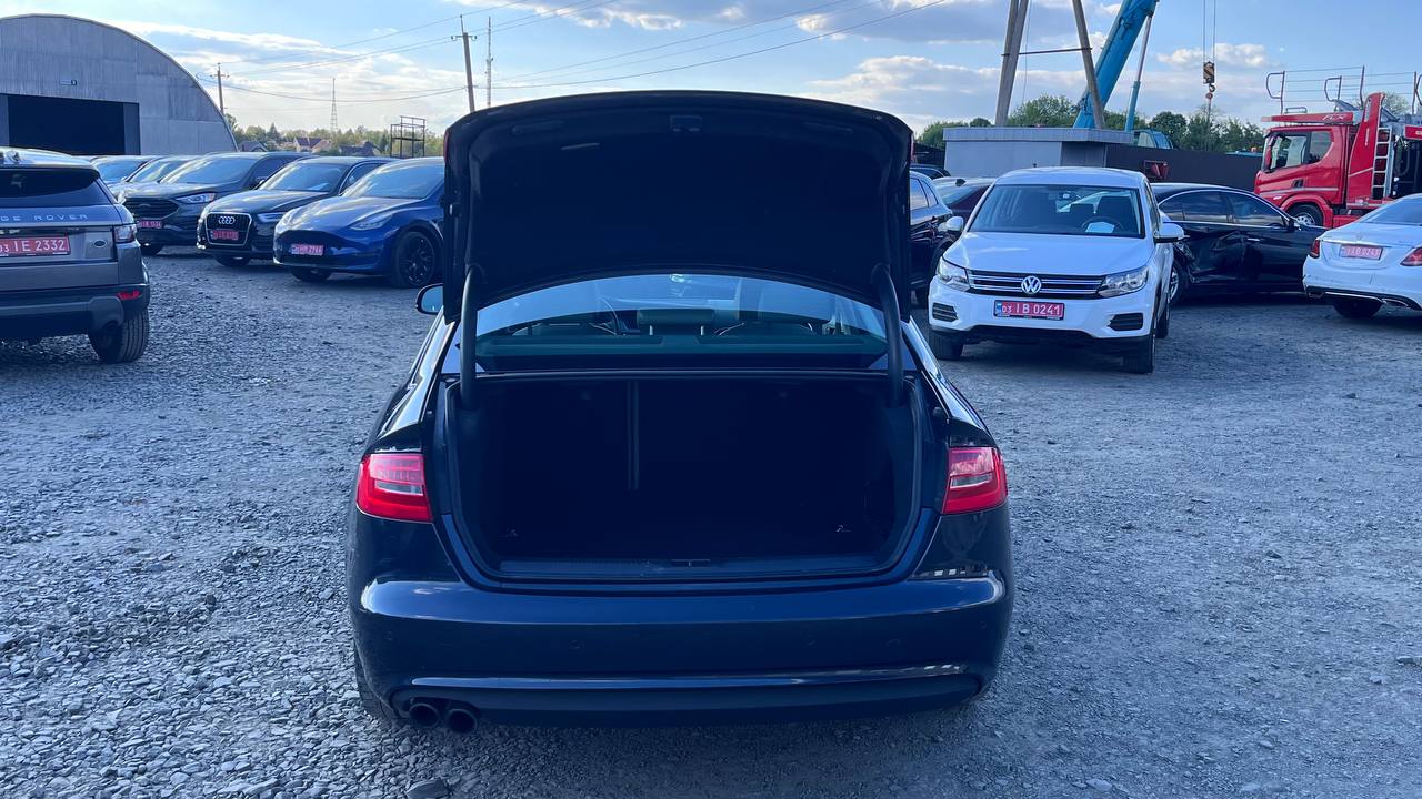 AUDI A4 PREMIUM PLUS 2012