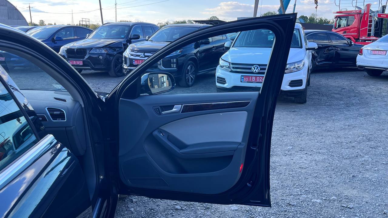 AUDI A4 PREMIUM PLUS 2012