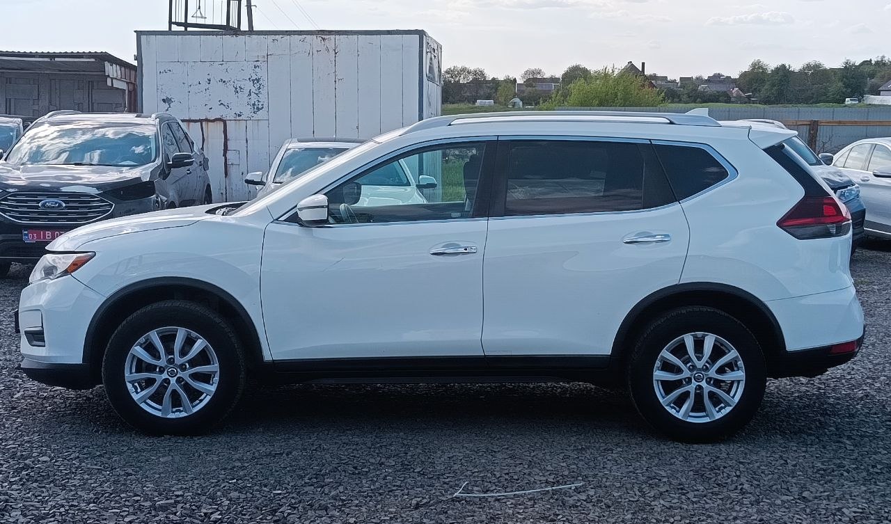 NISSAN ROGUE SV 2018
