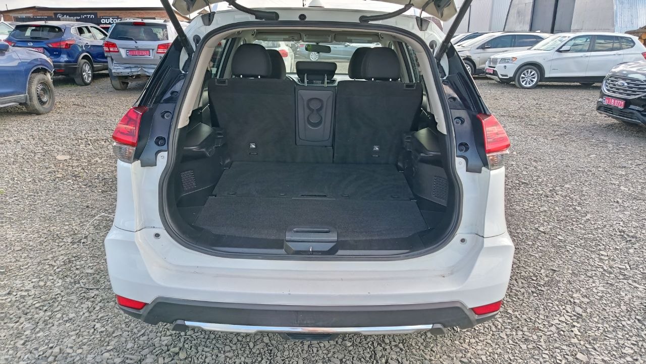 NISSAN ROGUE SV 2018