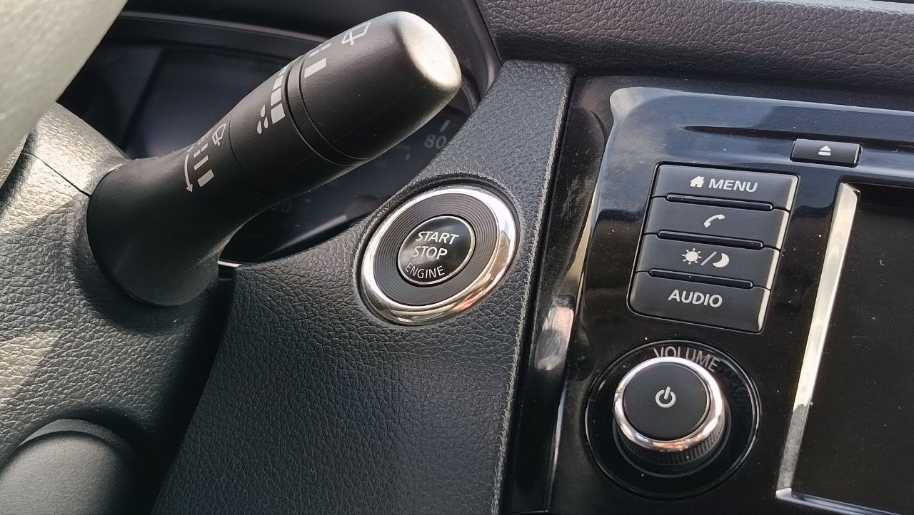 NISSAN ROGUE SV 2018