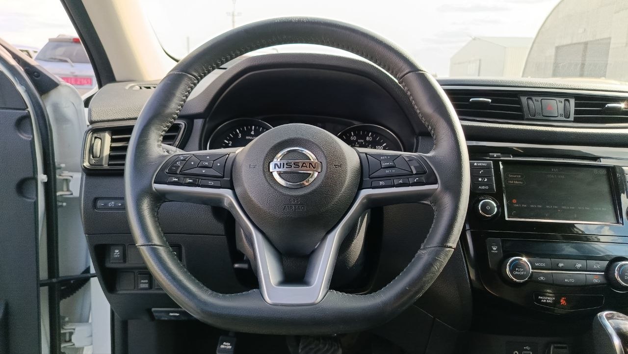NISSAN ROGUE SV 2018