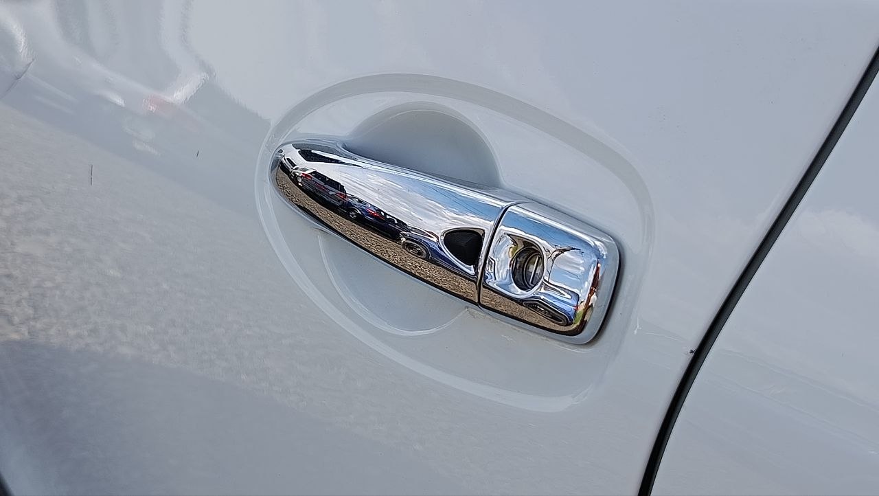 NISSAN ROGUE SV 2018