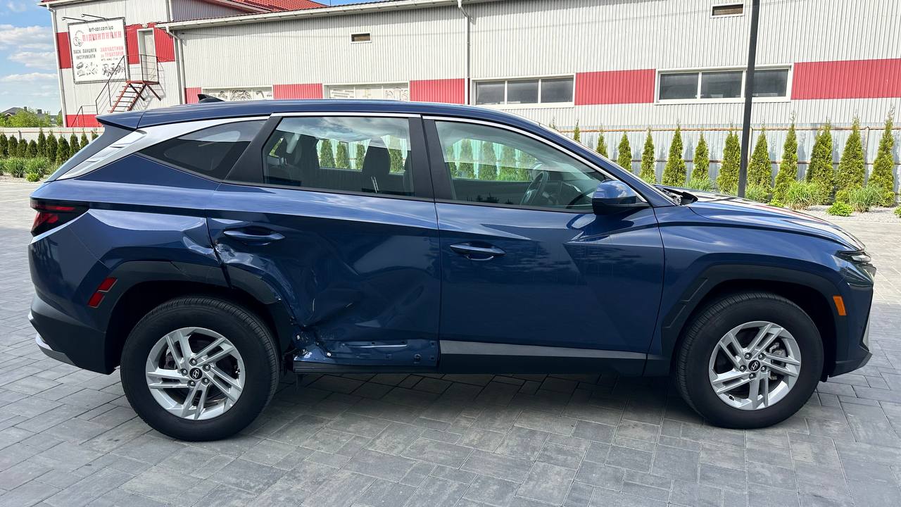 HYUNDAI TUCSON SE 2025