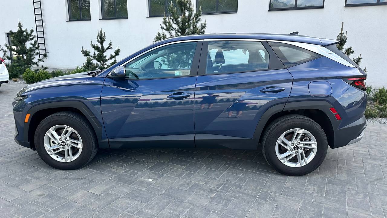 HYUNDAI TUCSON SE 2025