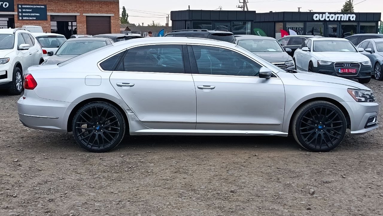 VOLKSWAGEN PASSAT SE 2016