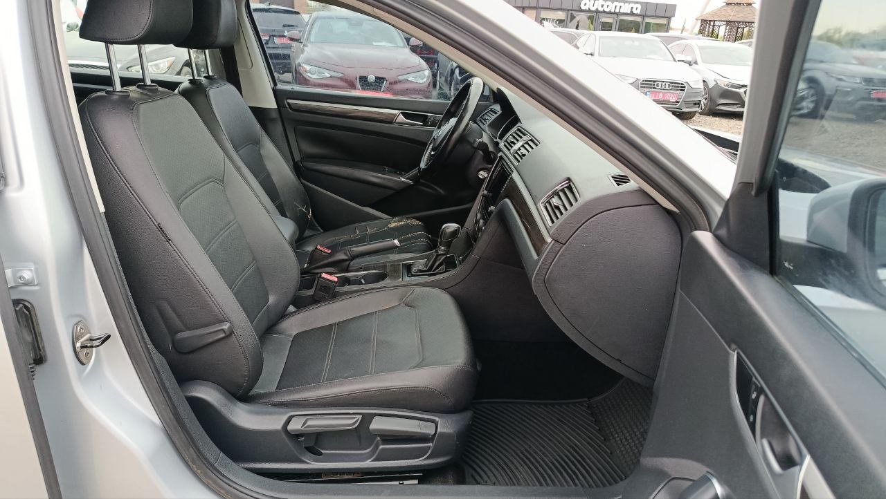 VOLKSWAGEN PASSAT SE 2016