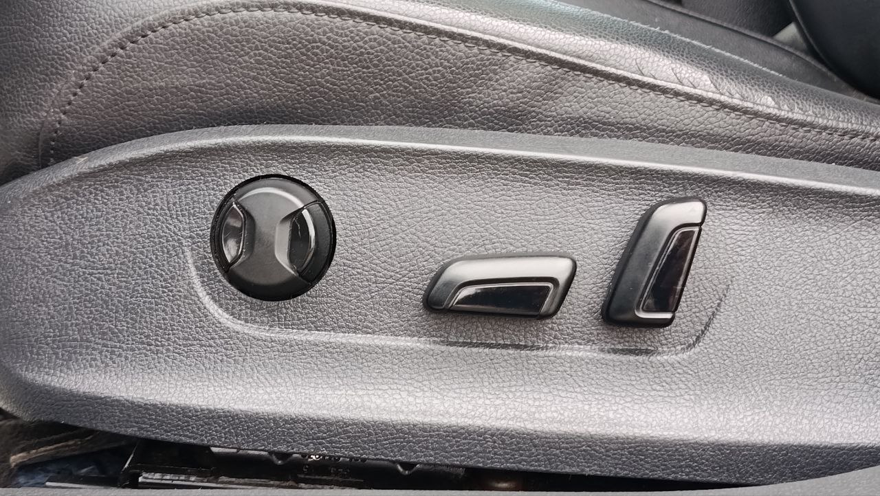 VOLKSWAGEN PASSAT SE 2016