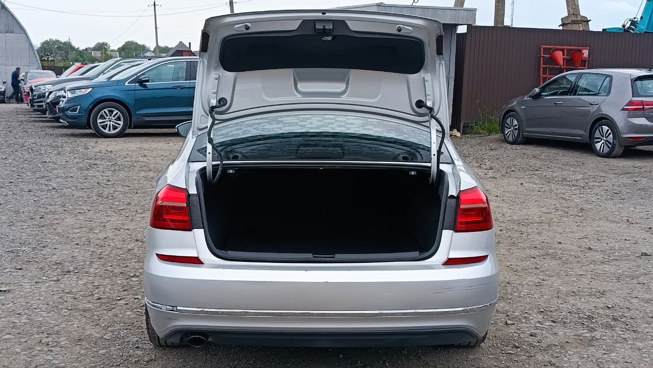 VOLKSWAGEN PASSAT SE 2016
