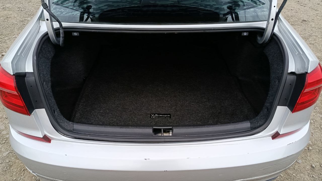VOLKSWAGEN PASSAT SE 2016